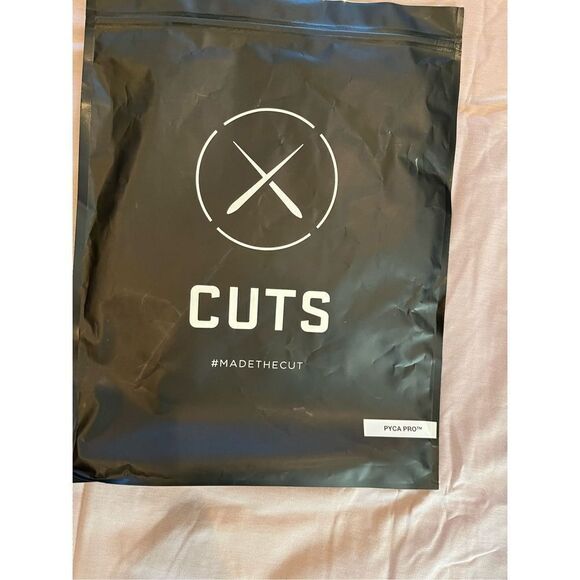 Cuts Clothing Men's AO Long Sleeve Curve Hem Tee In Concrete Size XL NWOT - Picture 5 of 6